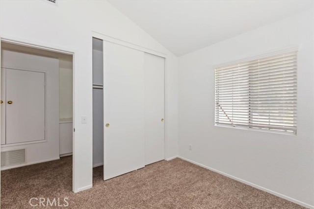 Detail Gallery Image 36 of 57 For 10011 Thornbird Ct, Moreno Valley,  CA 92557 - 4 Beds | 3 Baths