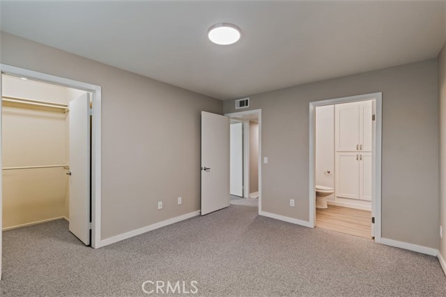 Detail Gallery Image 11 of 19 For 4744 Ben Ave #11,  Valley Village,  CA 91607 - 2 Beds | 2/1 Baths