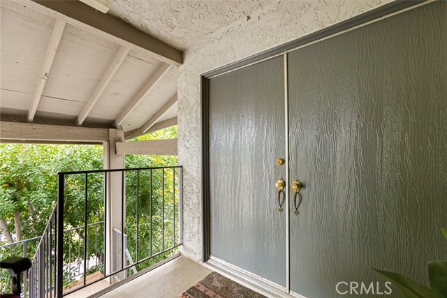 Detail Gallery Image 6 of 22 For 16970 Marygold Ave #14,  Fontana,  CA 92335 - 2 Beds | 2 Baths