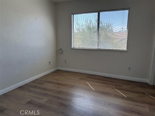 Detail Gallery Image 10 of 14 For 1560 Stillman Ave, Redlands,  CA 92374 - 4 Beds | 2/1 Baths