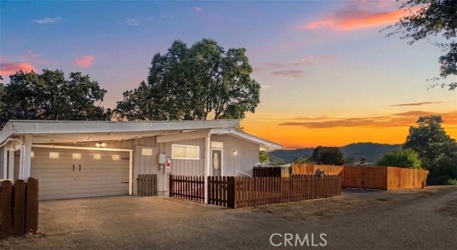 Front Image Thumbnail for CRLC26086551