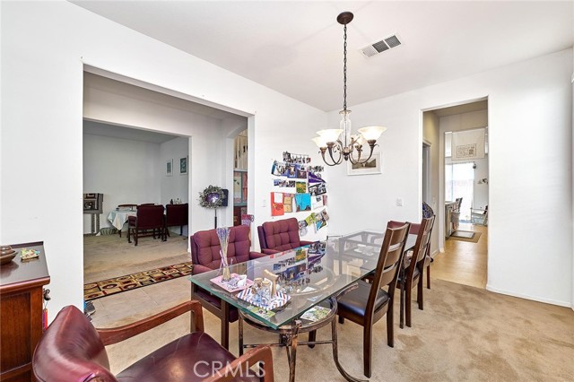 Detail Gallery Image 14 of 68 For 2106 Tangerine, Palmdale,  CA 93551 - 5 Beds | 4 Baths