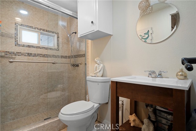 Detail Gallery Image 8 of 20 For 17377 Valley Bld #2,  Fontana,  CA 92335 - 3 Beds | 2 Baths