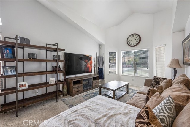 Detail Gallery Image 9 of 31 For 43444 Avenida Miraflores, Hemet,  CA 92544 - 3 Beds | 2 Baths