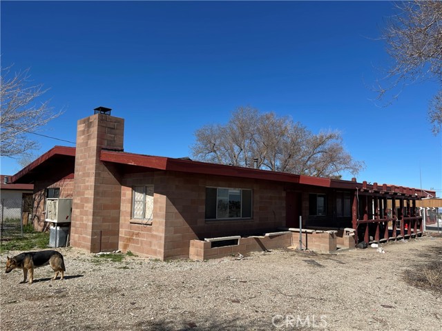 Detail Gallery Image 7 of 32 For 10750 Sheep Creek Rd, Phelan,  CA 92371 - 6 Beds | 4 Baths