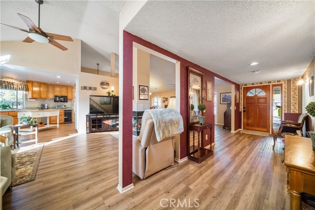 Detail Gallery Image 9 of 40 For 1363 Canyon View Dr, La Verne,  CA 91750 - 4 Beds | 2 Baths