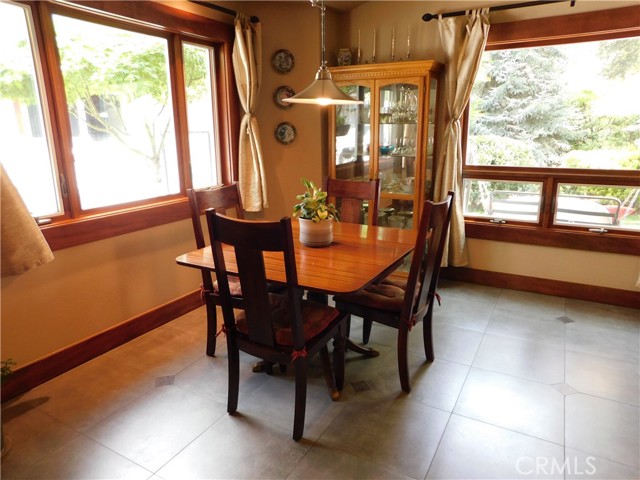 36976 SYCAMORE Drive, Mountain Home Village CA: https://media.crmls.org/medias/7beb27ba-4873-4ec8-8b8b-4f9f268ba247.jpg