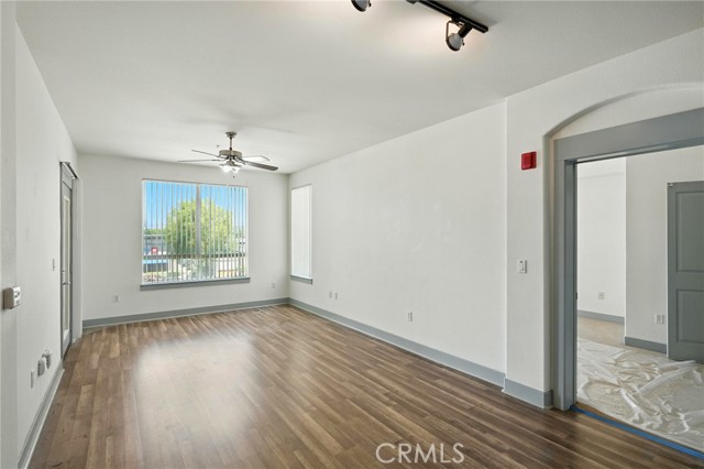 24585 Town Center Drive, Valencia CA: https://media.crmls.org/medias/7bebb49e-5ef3-46d6-909e-416a38909755.jpg