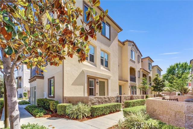 Detail Gallery Image 1 of 44 For 12473 Constellation St, Corona,  CA 91752 - 4 Beds | 3/1 Baths