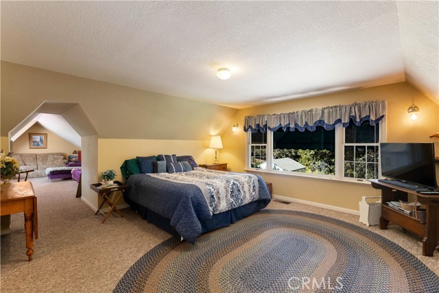 1940 Westlake Drive, Kelseyville CA: https://media.crmls.org/medias/7bee9e93-ba53-4f30-b9c1-4fc1295a2328.jpg