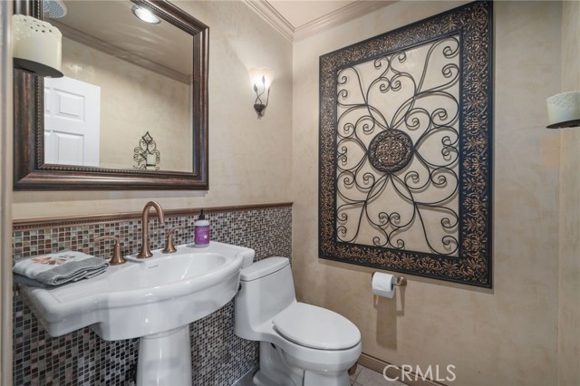 Detail Gallery Image 14 of 35 For 11669 Bari Dr, Alta Loma,  CA 91701 - 4 Beds | 2/1 Baths