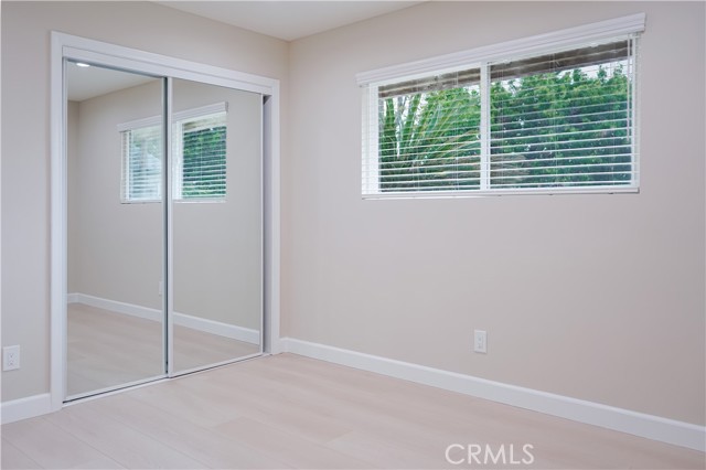 Detail Gallery Image 24 of 44 For 16840 Superior St, Northridge,  CA 91343 - 4 Beds | 3 Baths