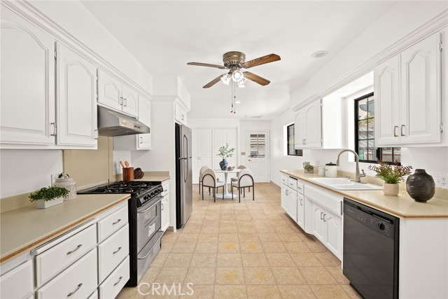 Detail Gallery Image 17 of 29 For 937 N Granada, Alhambra,  CA 91801 - 3 Beds | 2/1 Baths