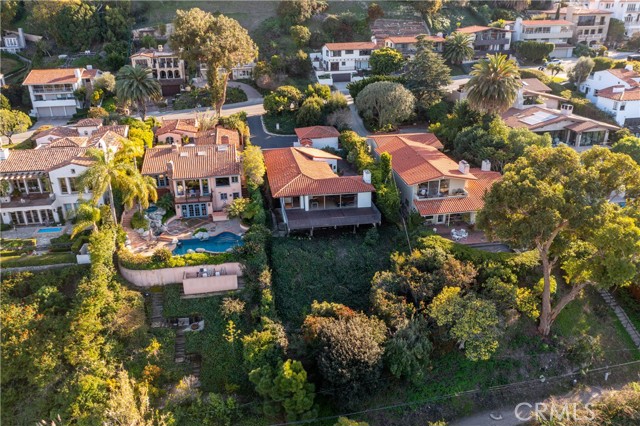 585 Via del Monte, Palos Verdes Estates, California 90274, 3 Bedrooms Bedrooms, ,2 BathroomsBathrooms,Residential,Sold,Via del Monte,PV22020081