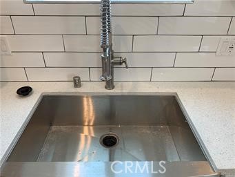 Detail Gallery Image 6 of 21 For 1143 Irolo, Los Angeles,  CA 90006 - 3 Beds | 2 Baths