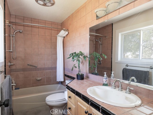 7491 Kingsbury Road, Templeton CA: https://media.crmls.org/medias/7befd357-2eed-4e05-b91f-5ba3437c02e2.jpg