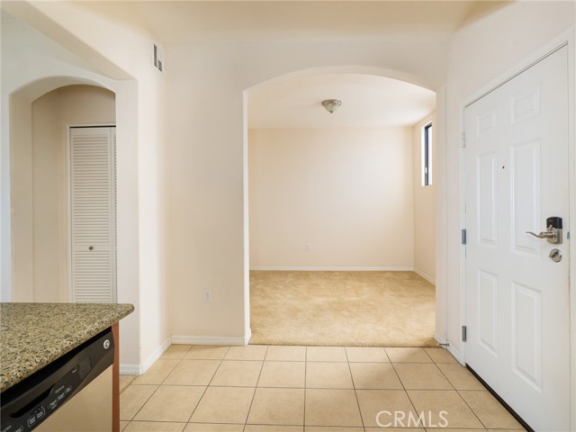 Detail Gallery Image 9 of 28 For 2001 Artesia Bld #413,  Redondo Beach,  CA 90278 - 1 Beds | 1 Baths