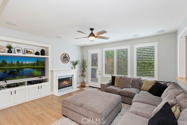 7416 Mayfield Street, Eastvale CA: https://media.crmls.org/medias/7bf13dd8-d362-466d-89fc-70f44c66dda7.jpg