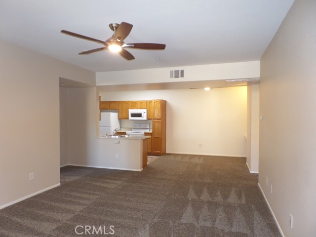 41410 Juniper Street, Murrieta CA: https://media.crmls.org/medias/7bf155ac-1ffd-42da-bc92-86d010ac70f6.jpg