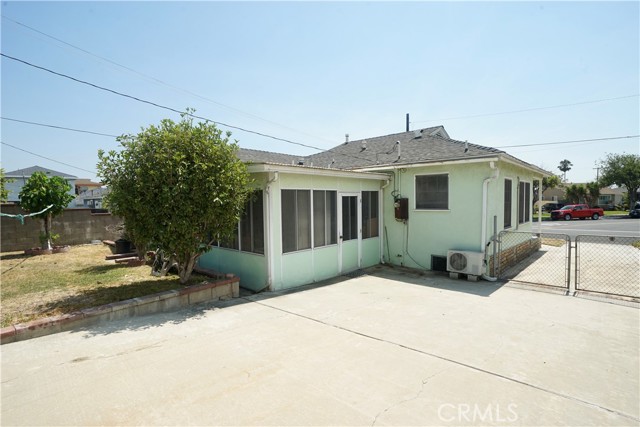 369 E Andrix Street, Monterey Park CA: https://media.crmls.org/medias/7bf1b831-f6ea-4594-acf2-3bf095b5f570.jpg
