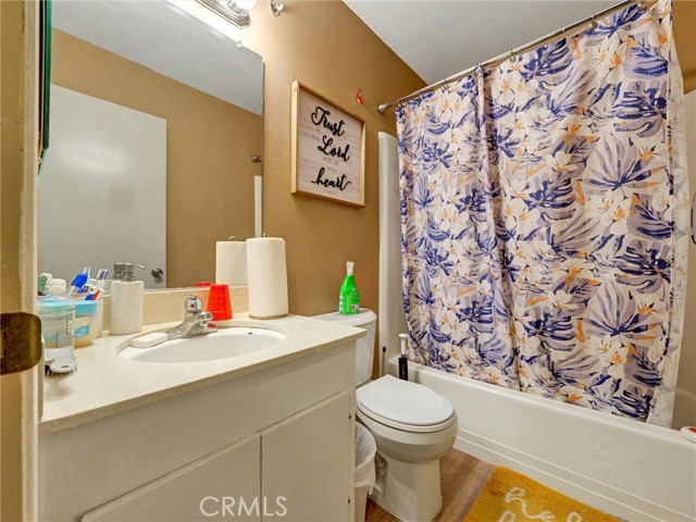 Detail Gallery Image 13 of 16 For 415 S Palo Cedro, Diamond Bar,  CA 91765 - 3 Beds | 2 Baths