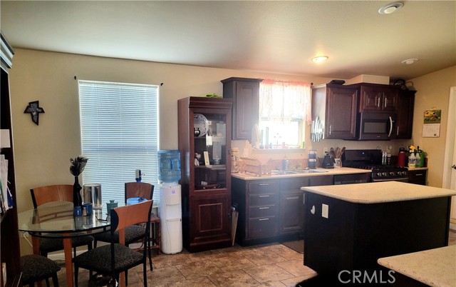 Detail Gallery Image 10 of 41 For 21621 Sandia Rd #126,  Apple Valley,  CA 92308 - 3 Beds | 2 Baths