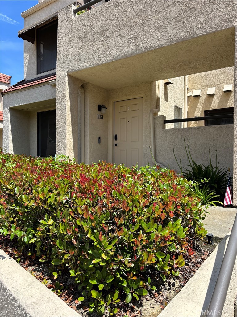 MLS #OC25124878 img 4