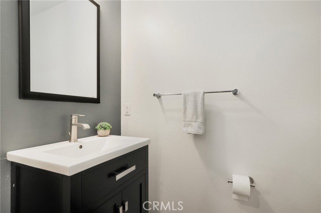 4050 Glencoe Avenue, Marina del Rey CA: https://media.crmls.org/medias/7bf4ac08-535d-4b9a-af1b-b82a70e84db9.jpg
