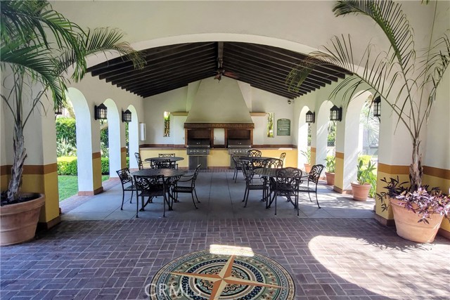 651 E Valencia Street, Anaheim CA: https://media.crmls.org/medias/7bf5b86e-0008-43b1-8299-3e24ad6f2b38.jpg