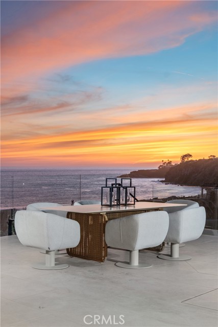 13 Ritz Cove Drive, Dana Point CA: https://media.crmls.org/medias/7bf62064-68ad-4f3f-8488-f5a23253f926.jpg