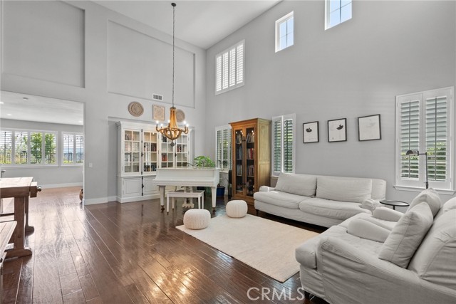 25554 Housman Place, Stevenson Ranch CA: https://media.crmls.org/medias/7bf6364f-f880-43cd-ad13-6265ddfc60dc.jpg