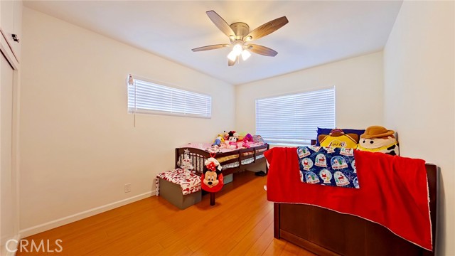 711 W Wilson, Glendale CA: https://media.crmls.org/medias/7bf68f3f-bc5d-4a1a-98a2-65443b8c3625.jpg