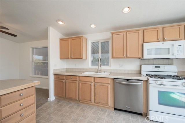 727 S Halcyon Road #25, Arroyo Grande, CA, 93420 727 S Halcyon Road #25, Arroyo Grande, CA, 93420