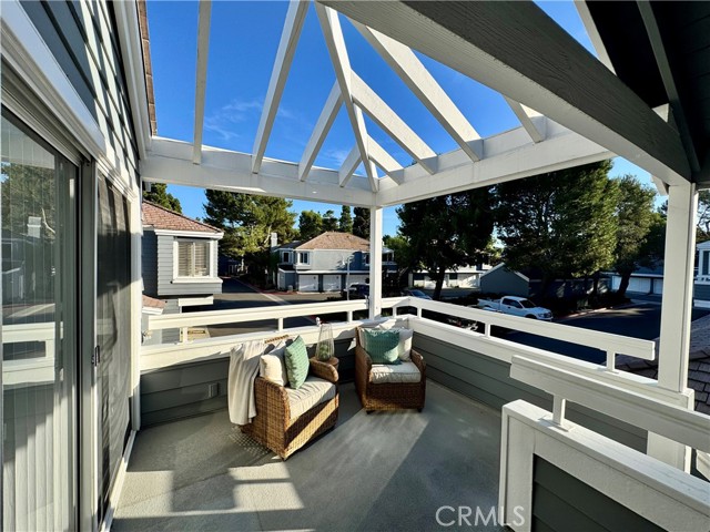Detail Gallery Image 14 of 21 For 182 Westport, Newport Beach,  CA 92660 - 2 Beds | 2 Baths