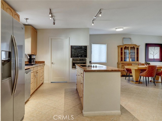 Detail Gallery Image 10 of 25 For 46228 Lou Circle, Indian Wells,  CA 92210 - 2 Beds | 2 Baths
