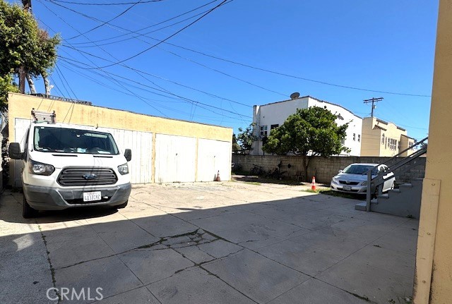 Detail Gallery Image 4 of 11 For 1438 S Bronson Ave, Los Angeles,  CA 90019 - – Beds | – Baths