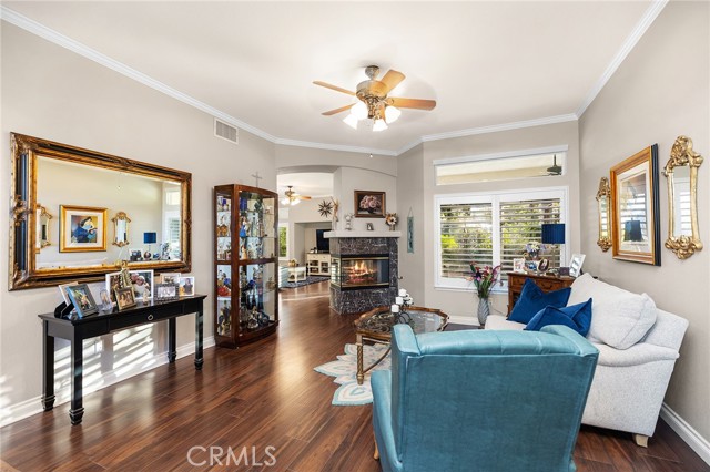 2157 Pecan Tree Street, Hemet CA: https://media.crmls.org/medias/7bfafde2-3cc8-49cd-8893-9eec9088b6bc.jpg