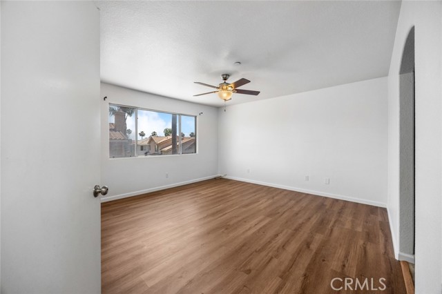 14241 Humbolt Court, Fontana CA: https://media.crmls.org/medias/7bfb8b9c-43be-4851-bc66-d481c08efdab.jpg