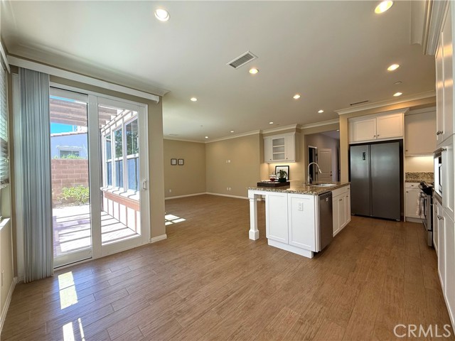 Detail Gallery Image 12 of 50 For 22 Oakfield, Irvine,  CA 92620 - 3 Beds | 2/1 Baths