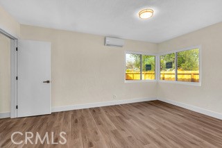 https://media.crmls.org/medias/7bfc5679-400d-4a51-9ff6-2076242ff1bd.jpg?preset=X-Large