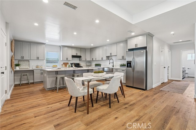 Image 11 of 28 For 18919 Cranbrook Avenue