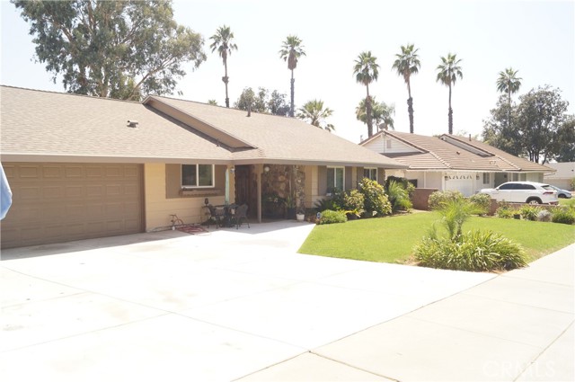 Detail Gallery Image 2 of 32 For 840 Apache Trl, Riverside,  CA 92507 - 3 Beds | 2 Baths