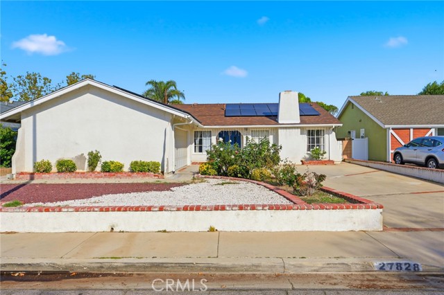 27828 Parkvale, Santa Clarita CA: https://media.crmls.org/medias/7bfdbc13-c3b6-44cf-b872-8fe96e0f4166.jpg