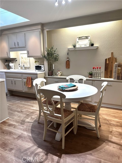 Detail Gallery Image 2 of 22 For 2111 via Puerta #P,  Laguna Woods,  CA 92637 - 1 Beds | 1 Baths