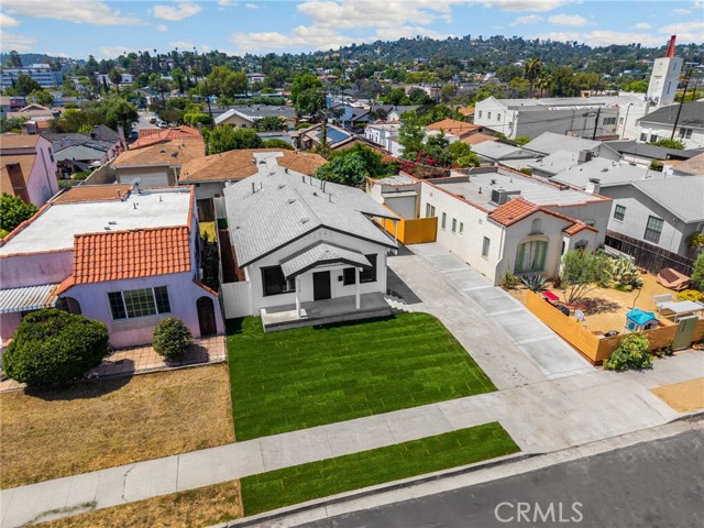 5336 Stratford Road, Los Angeles CA: https://media.crmls.org/medias/7bfe55e2-42d4-4ab7-9698-f270e8436cab.jpg