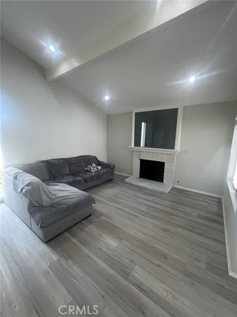 674 Holly Avenue, Oxnard CA: https://media.crmls.org/medias/7bfe9449-a093-43a0-83a0-e360b2a8a8d6.jpg
