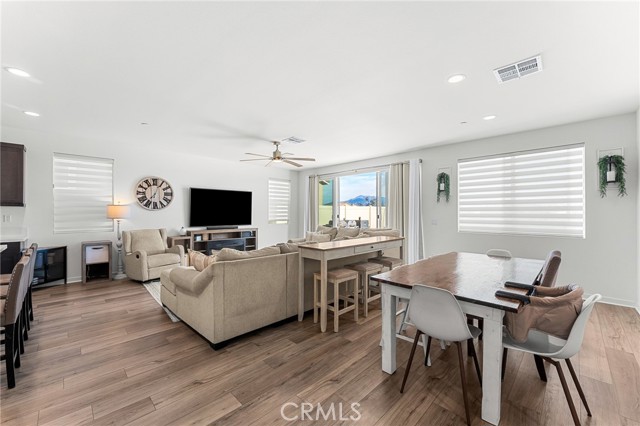 Detail Gallery Image 7 of 44 For 35171 Vidalia, Beaumont,  CA 92223 - 4 Beds | 3 Baths