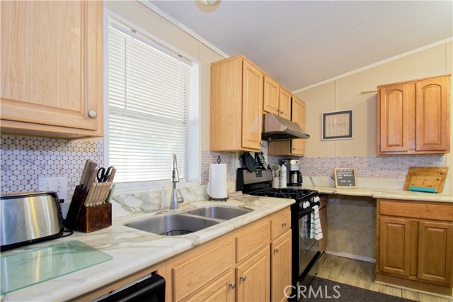 Detail Gallery Image 13 of 27 For 2450 E Hobsonway, Blythe,  CA 92225 - 3 Beds | 2 Baths