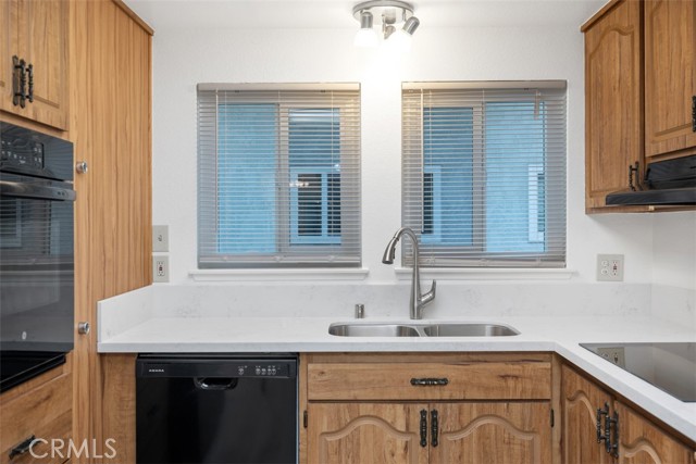 Detail Gallery Image 15 of 26 For 2110 via Puerta #N,  Laguna Woods,  CA 92637 - 2 Beds | 2 Baths