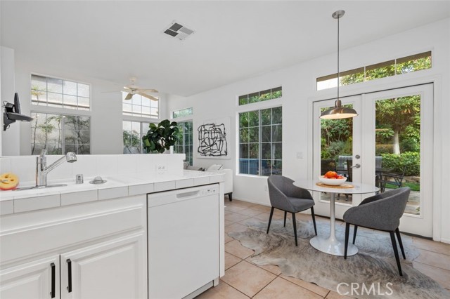 Detail Gallery Image 24 of 36 For 3015 E Avenida De Los Arboles, Thousand Oaks,  CA 91362 - 3 Beds | 2/1 Baths